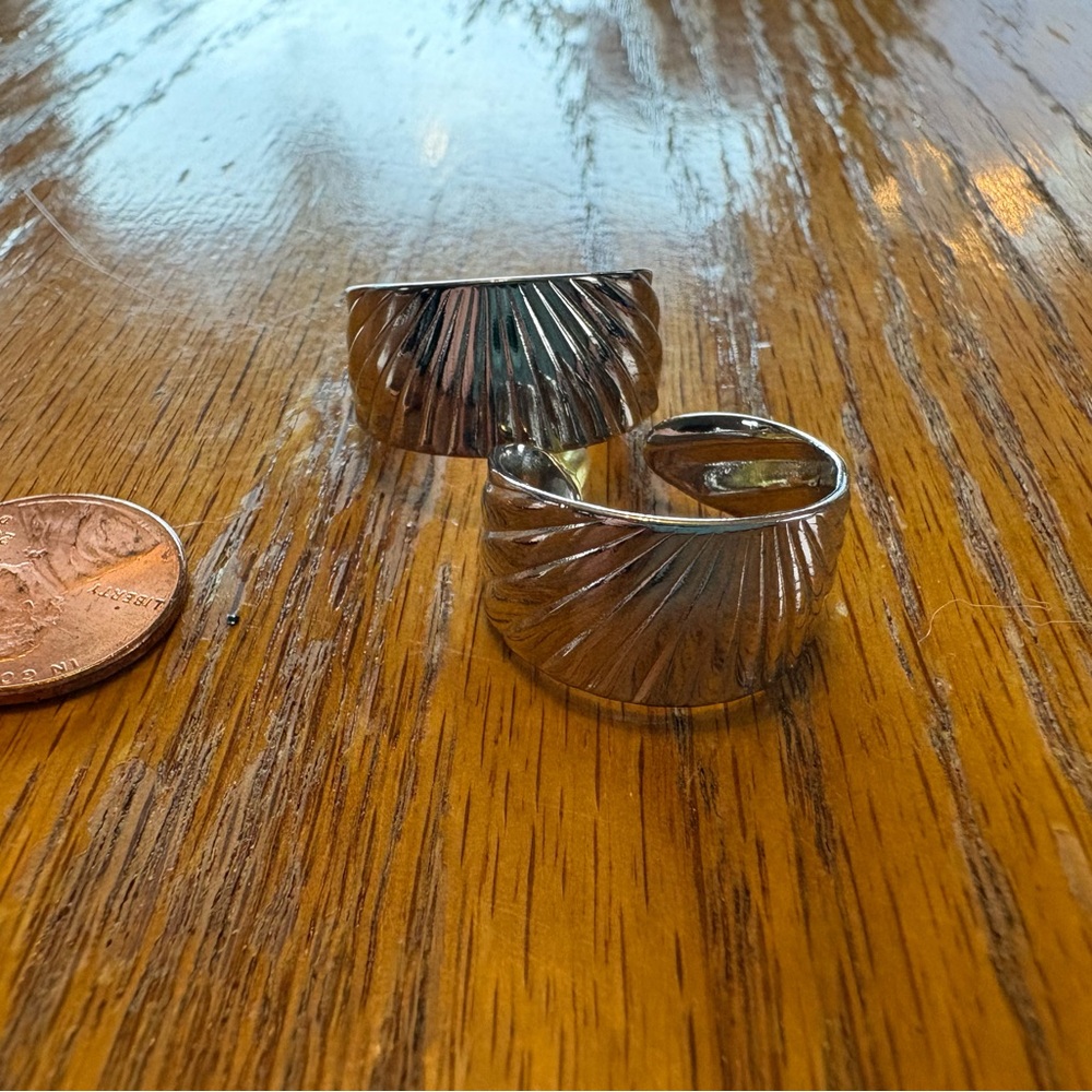 Assorted Earrings - Picture 6 of 6